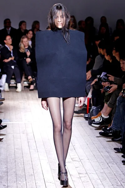 Look 24